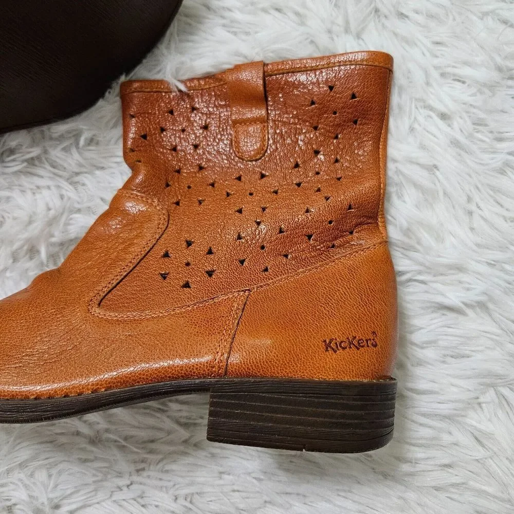 NWOB Kickers‎ Women's Roundy Orange Laser Cut Leather Ankle Boots Sz 38/US 7